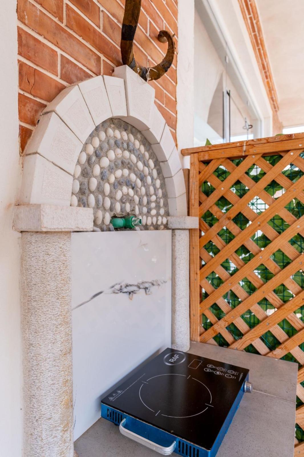 Vila Basho Sarande Exterior photo